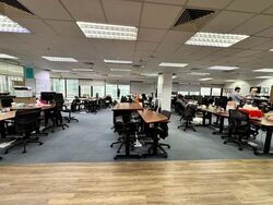 The Arcade (D1), Office #586598091